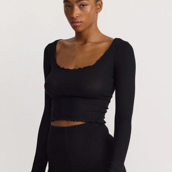 Core Rib V-Neck Long Sleeve Tee by Organic Basics - Picture 3 of 3